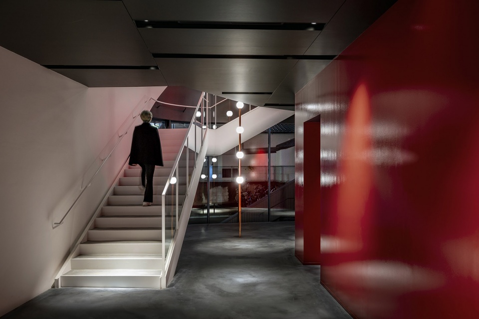 010 Building by Clouds Architecture Office