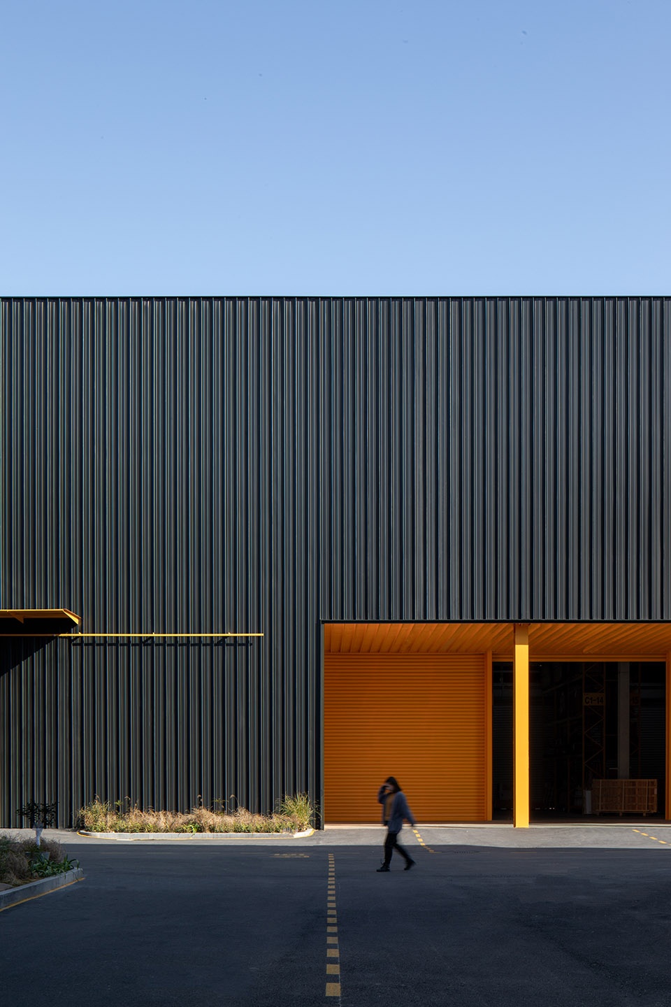Renovation of the ForD warehouse China by say architects