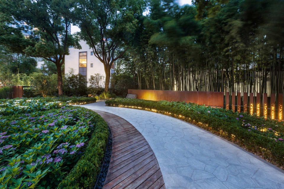 Caojiadu Garden Renovation Shanghai by VIASCAPE design
