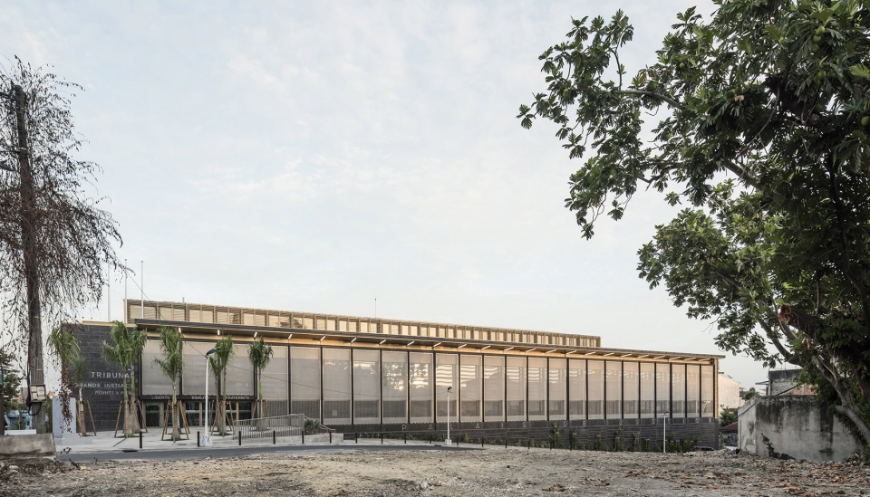 Palais de Justice Pointe a Pitre by Ignacio Prego Architectures