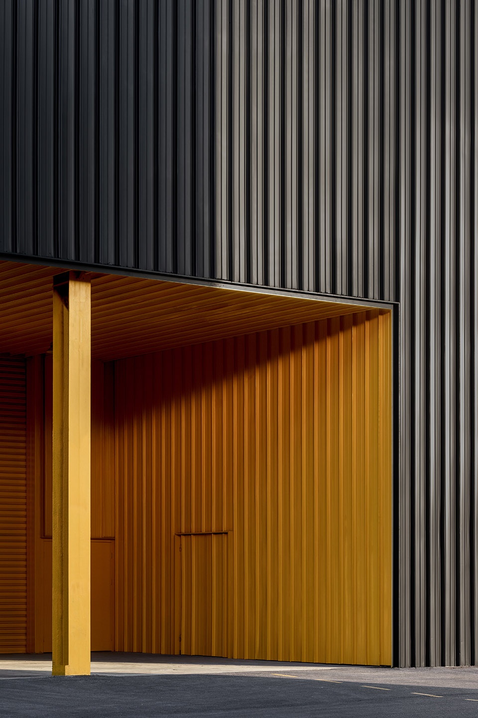 Renovation of the ForD warehouse China by say architects