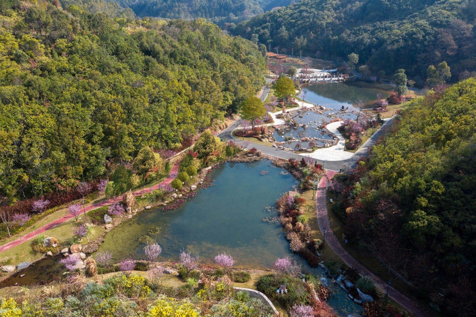 meizhou yanshan lake international garden resort china by belt collins international
