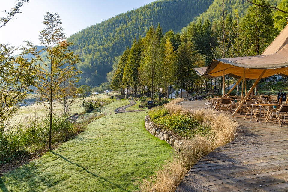 xiaohangkeng camp anji by la design