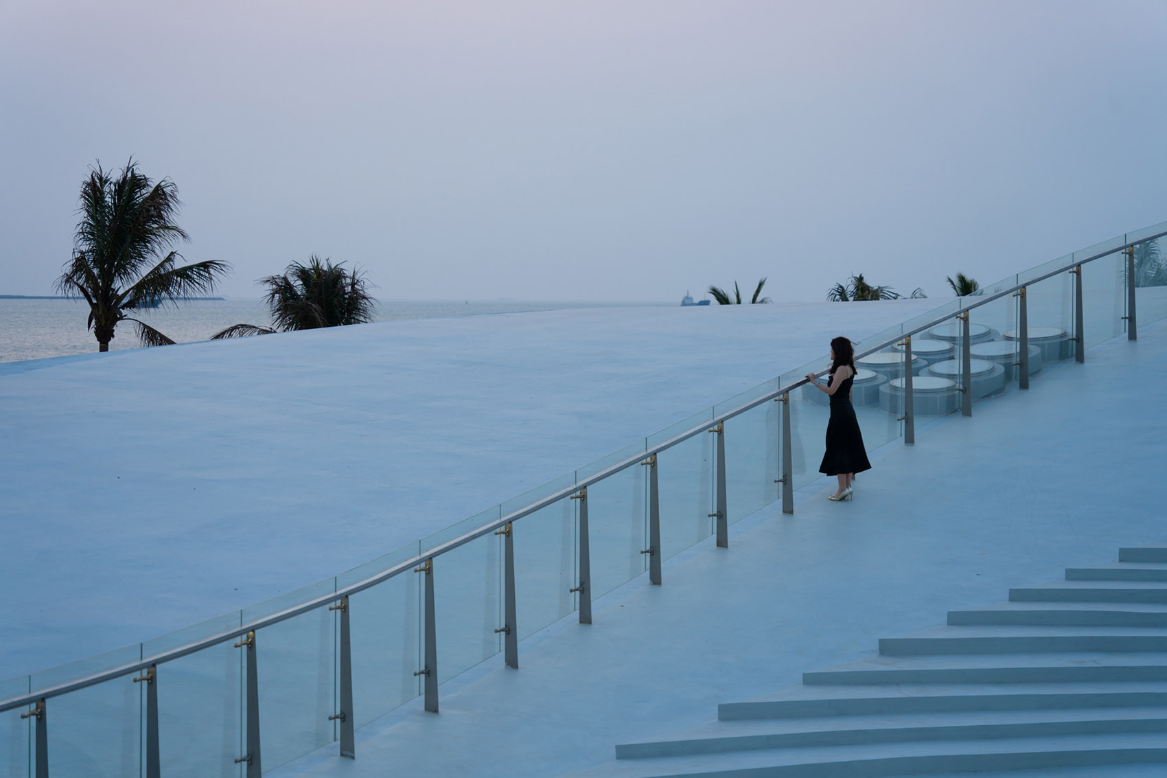 “Sky Mountain” Coastal Station in Haikou by Sou Fujimoto Architects - 谷德设计网