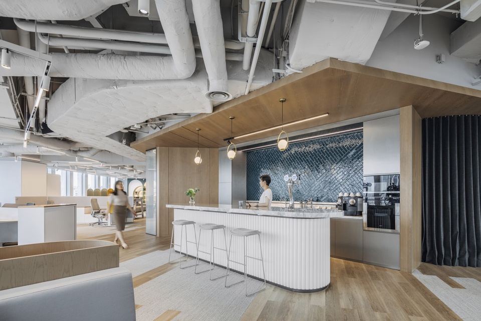haworth hws customer experience centre in shanghai china by gensler