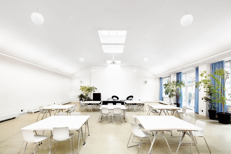 kumst by kogaa studio