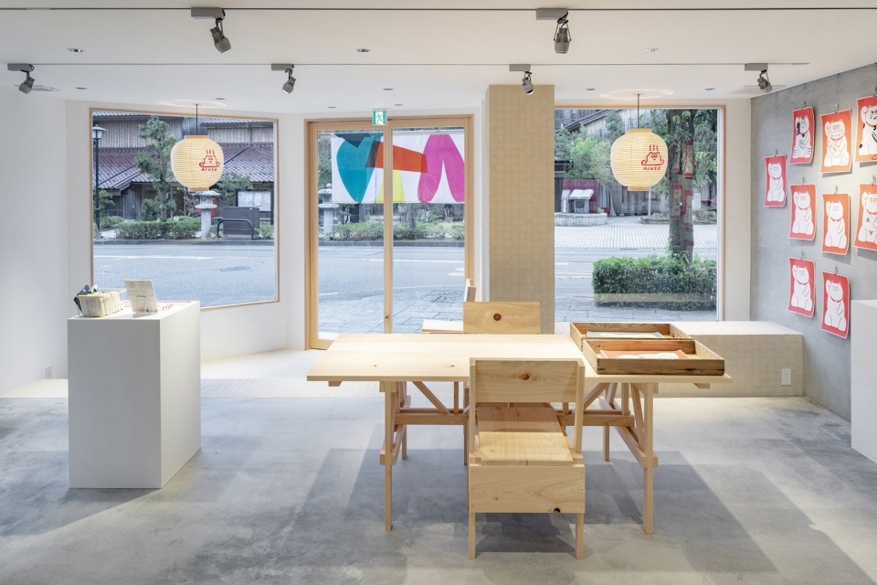 aiueo yamashiro onsen store by koyori architects