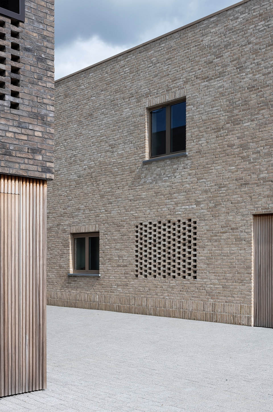 social housing in dessel by studio farris architects