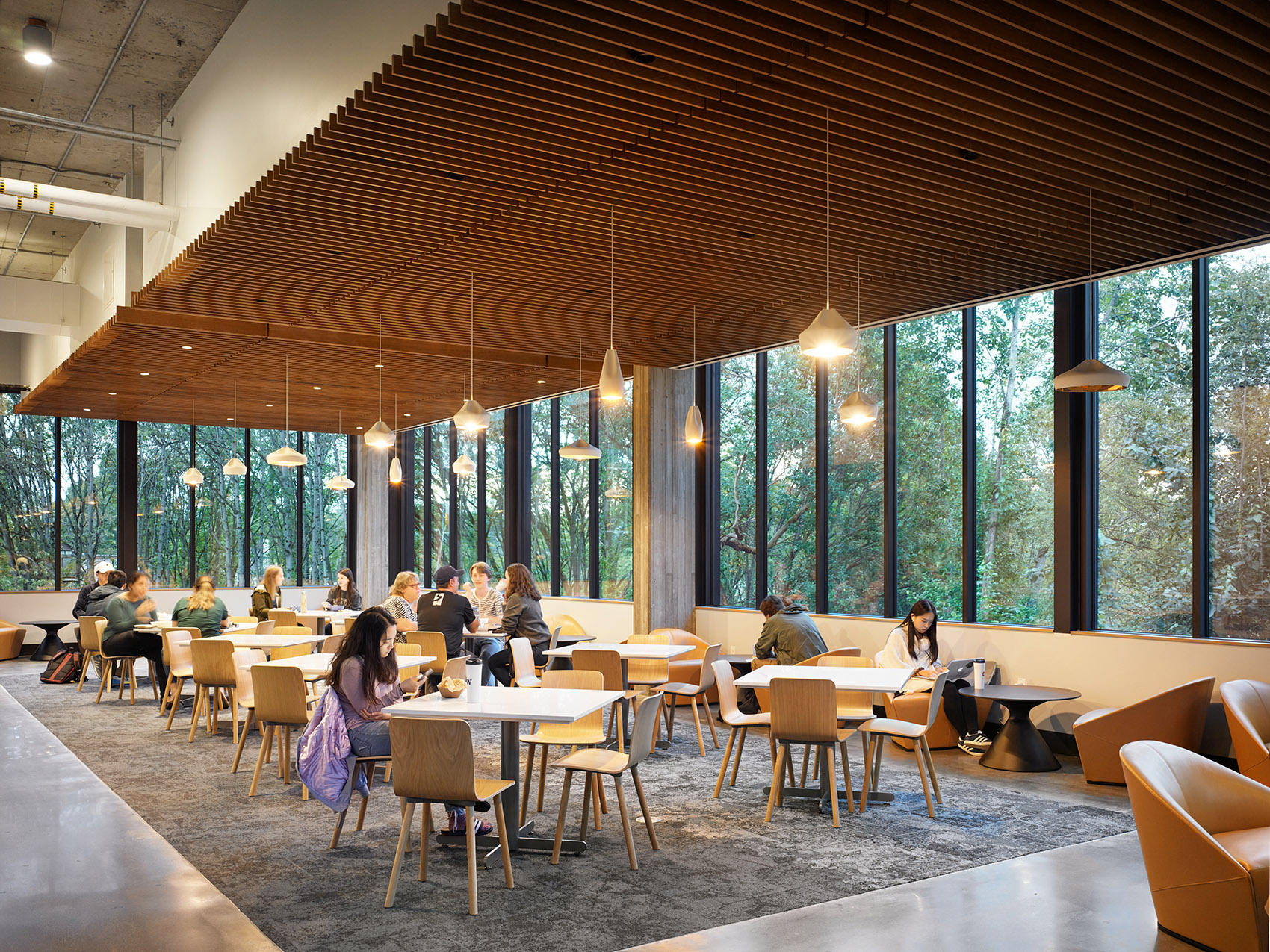035 Center Table At North Campus Of University Of Washington By Graham Baba Architects 
