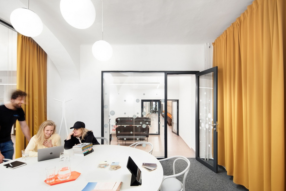 kumst by kogaa studio
