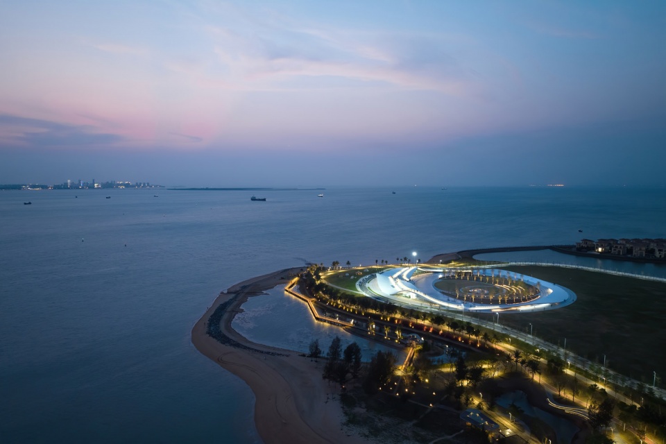 sky mountain coastal station in haikou by sou fujimoto