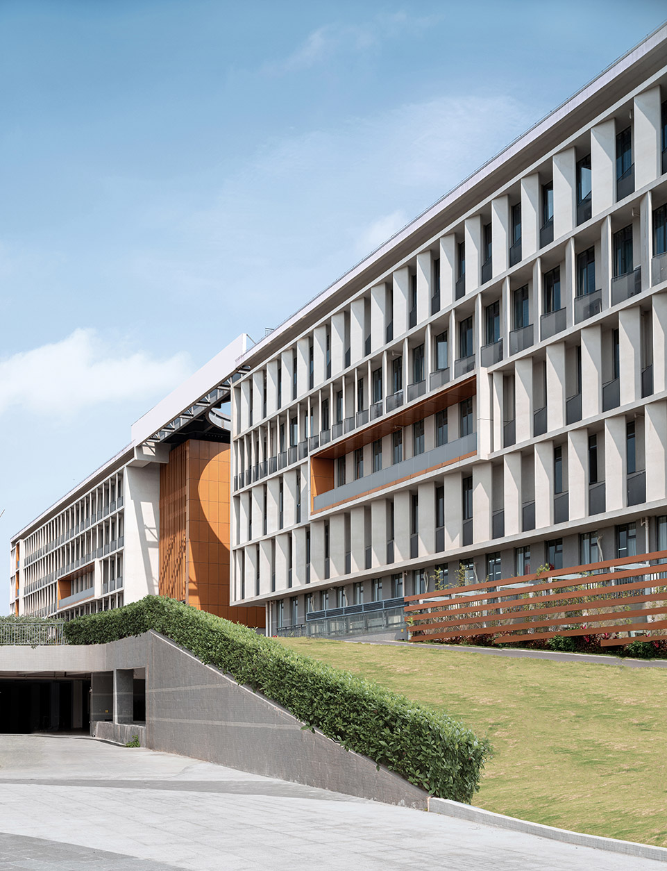 Public Teaching And Learning Building Of Guangdong University Of ...