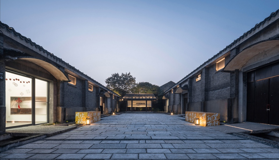 yuanjian groups pingwang grand canal bazaar by studio ininches