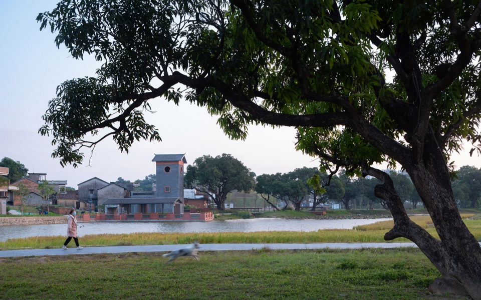 Organic renewal of the contiguous villages of Ding Peng and Huang by DONGDA SHENZHEN DESIGN CO LTD