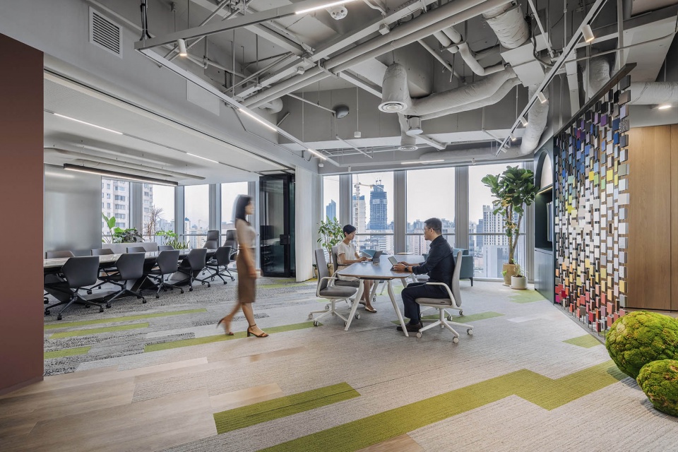 haworth hws customer experience centre in shanghai china by gensler