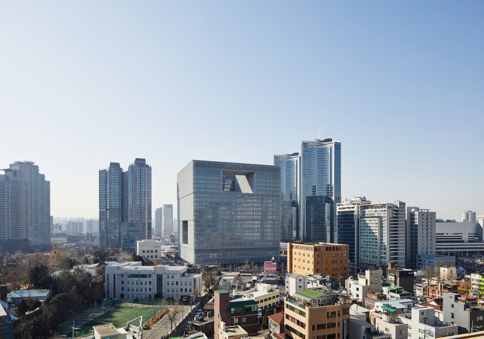 Amorepacific Headquarters by David Chipperfield Architects