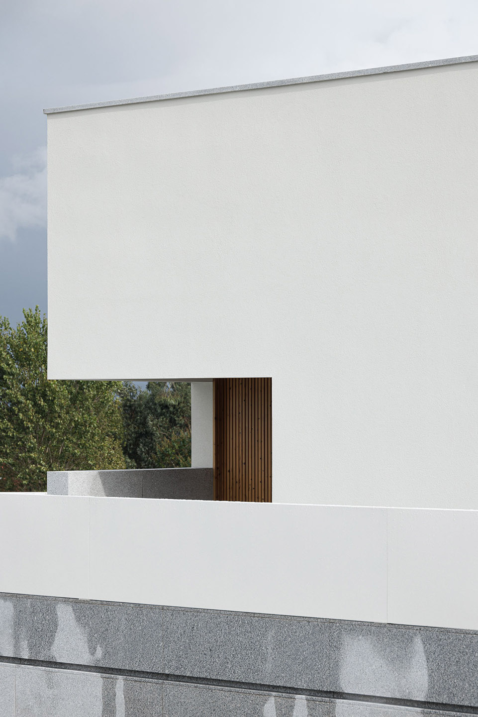 House in Santa Marinha by Helder da Rocha Arquitectos - 谷德设计网