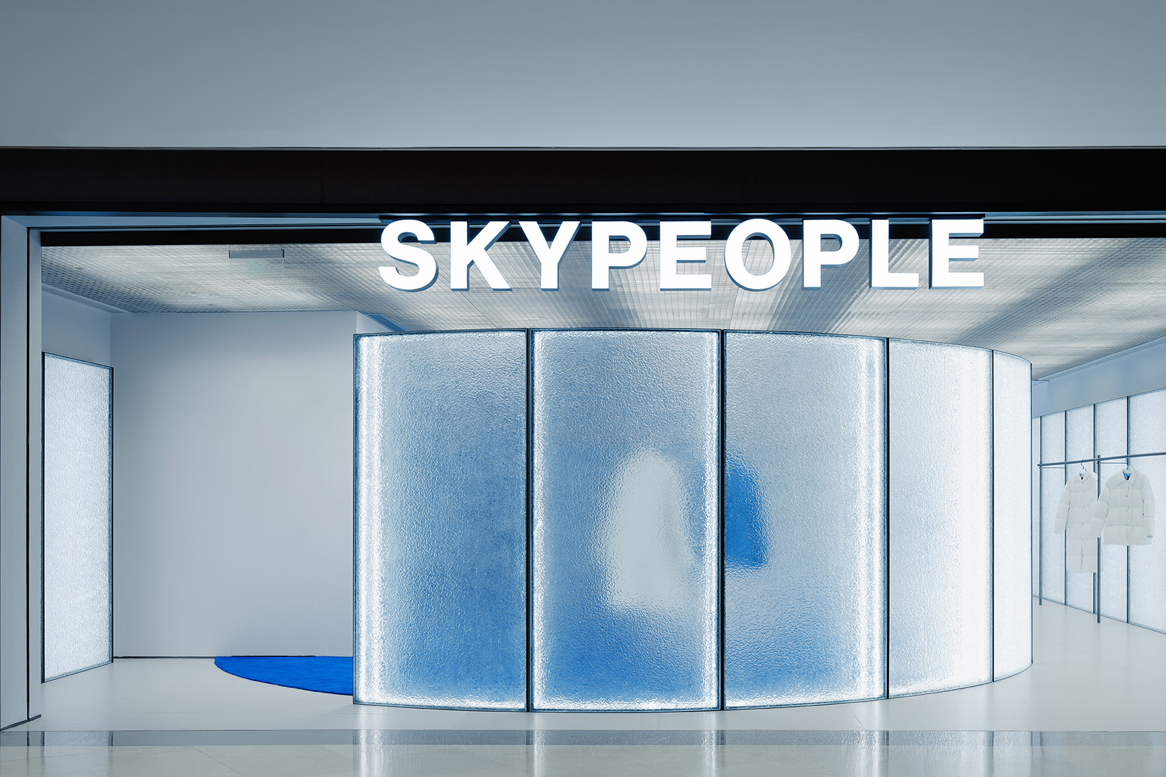 skypeople-the-plaza-shanghai-china-by-fununit-design
