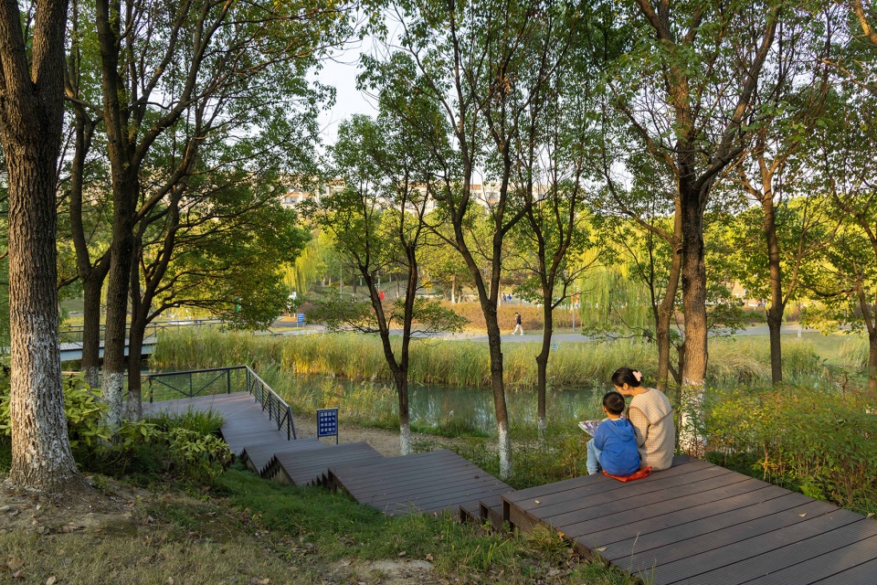 Zhongjiang Park Wuhu by L A Design