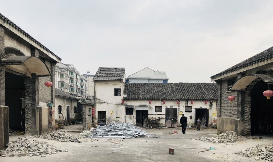 yuanjian groups pingwang grand canal bazaar by studio ininches