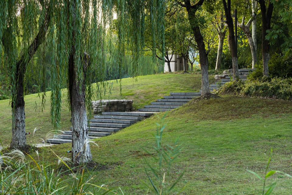 Zhongjiang Park Wuhu by L A Design