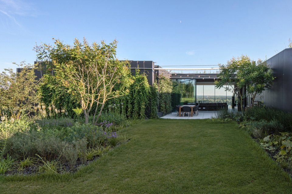 house 35 35 by 77studio