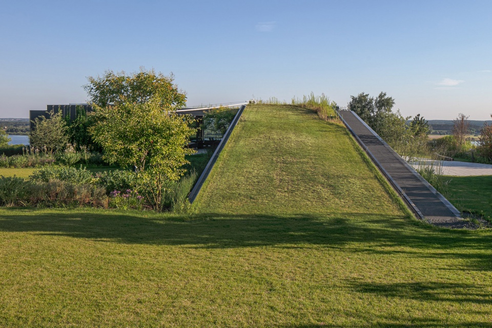 house 35 35 by 77studio