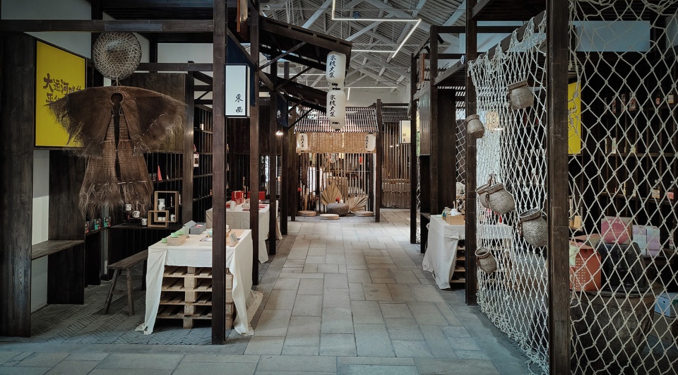 yuanjian groups pingwang grand canal bazaar by studio ininches