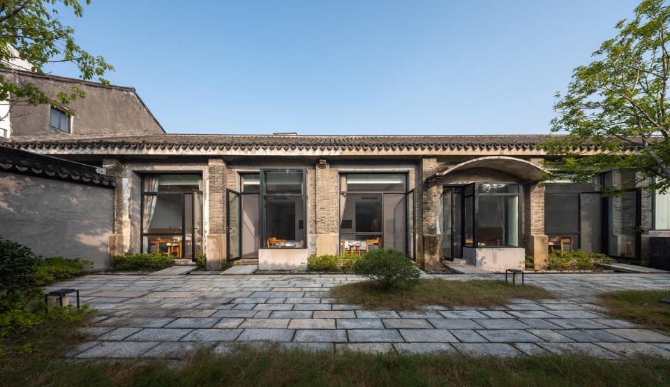 yuanjian groups pingwang grand canal bazaar by studio ininches