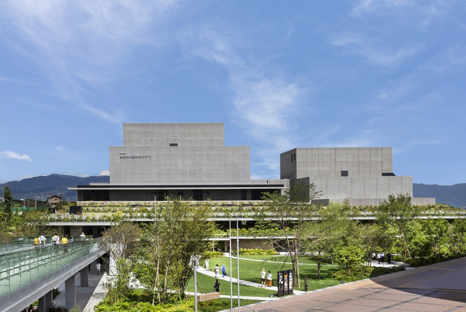 Hirakata Performing Visual Arts Center by Nikken Sekkei Ltd