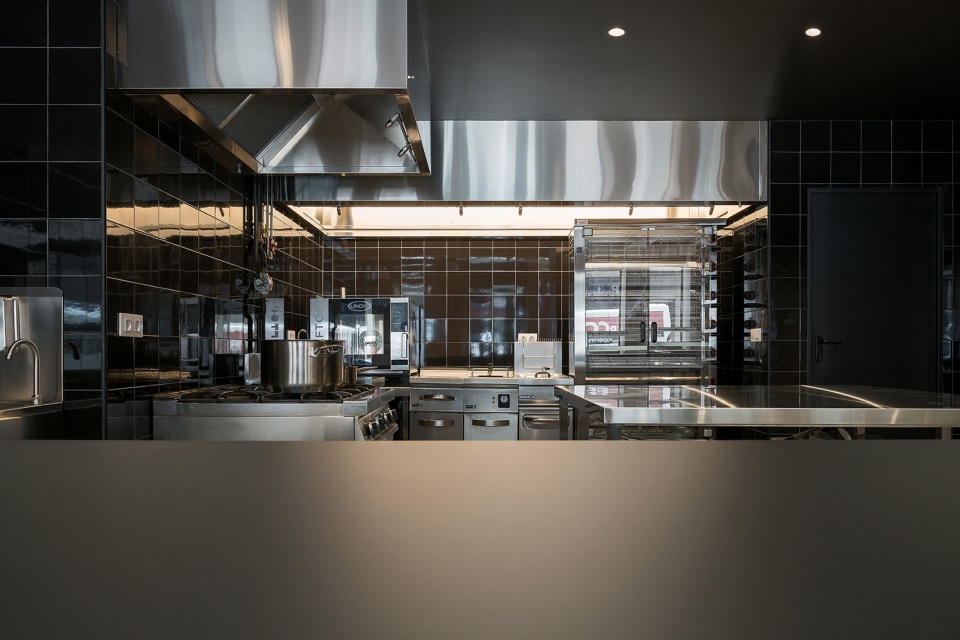 Homemade food to take away by Nan Arquitectos