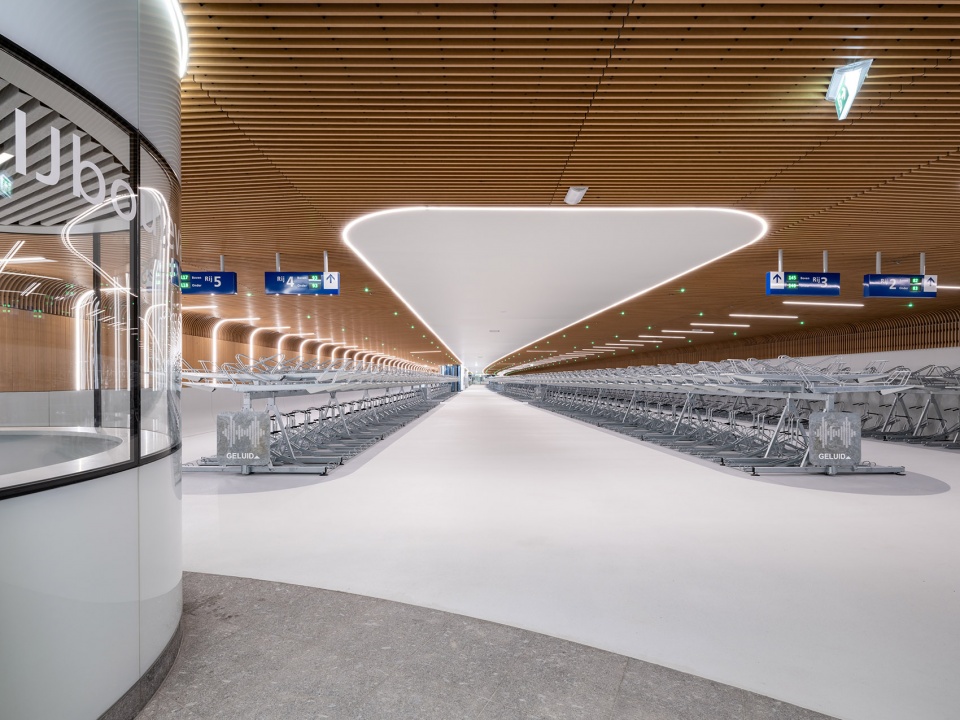 IJBOULEVARD VenhoevenCS