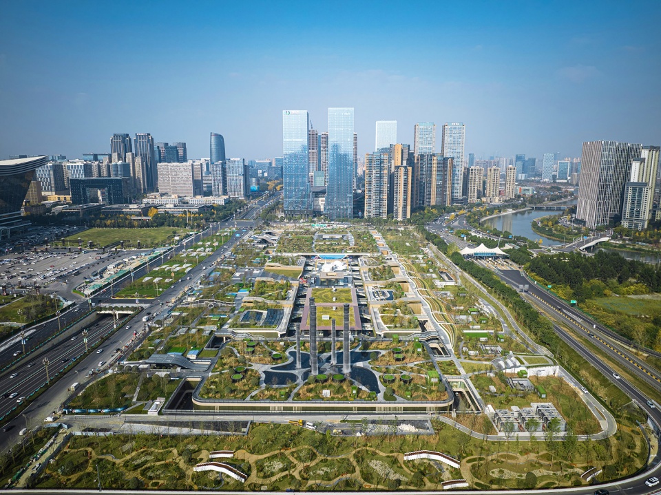 SKP Chengdu China by Sybarite
