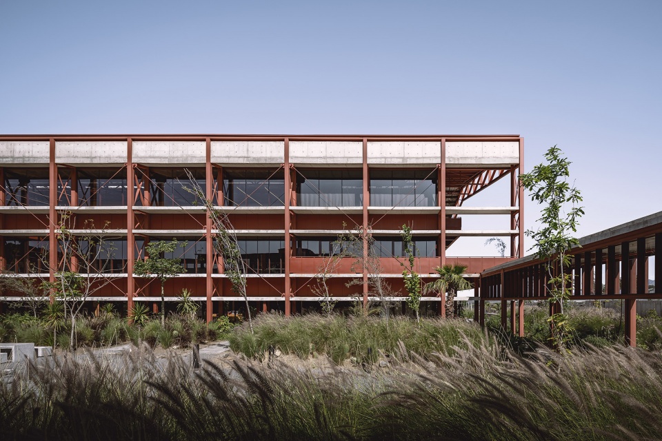 campus cbg by estudio mmx luis campos