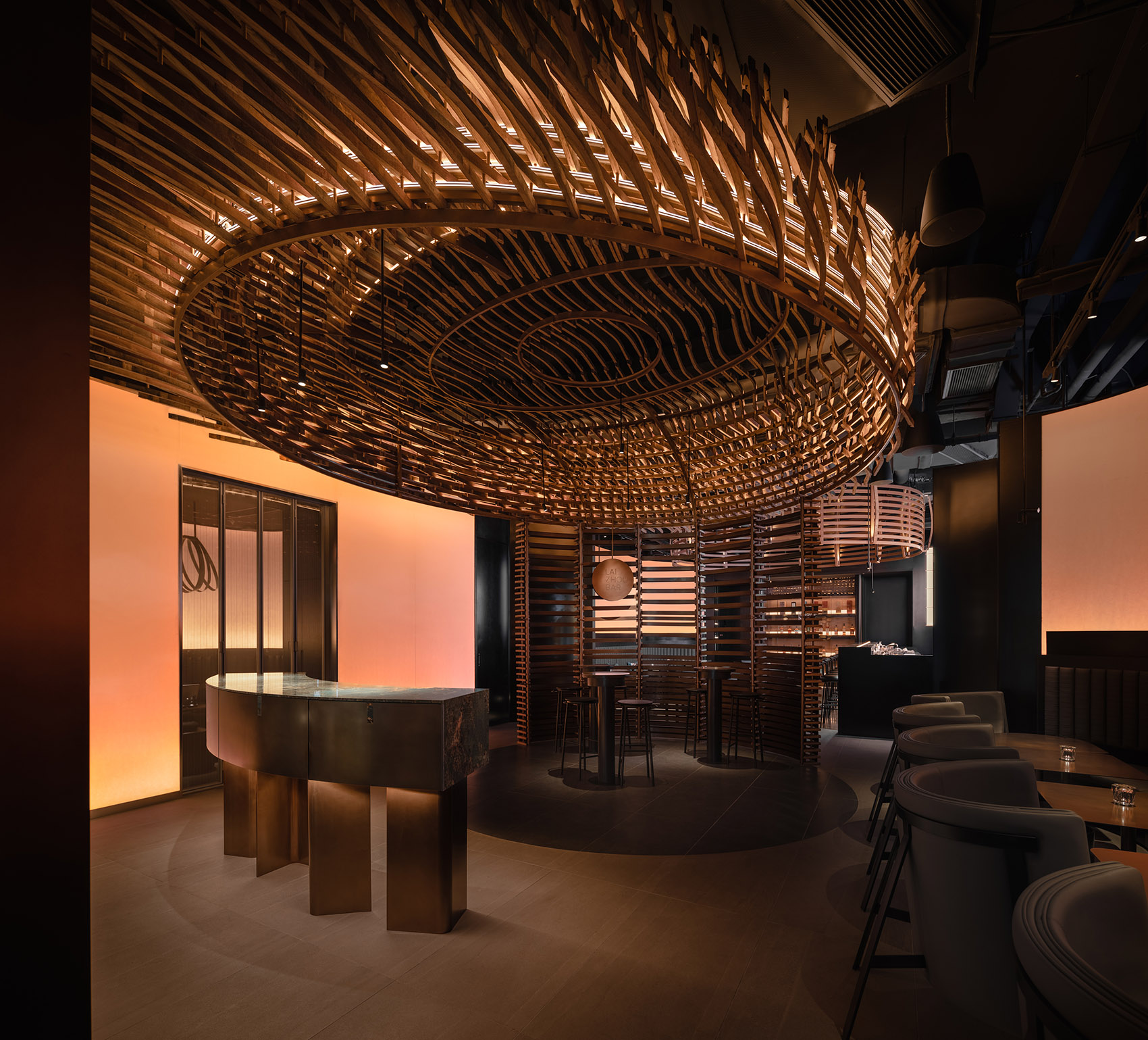 Laizhou Bar by RooMoo - 谷德设计网