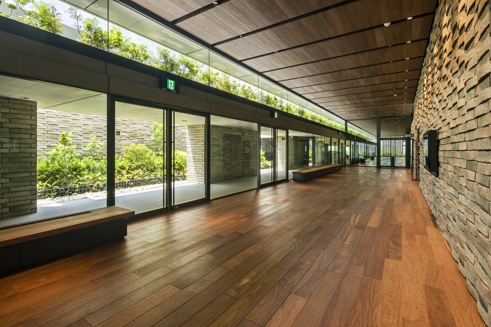 Hirakata Performing Visual Arts Center by Nikken Sekkei Ltd