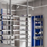 Radius 58快闪眼镜店 + Resource咖啡厅，圣彼得堡 / DA bureau