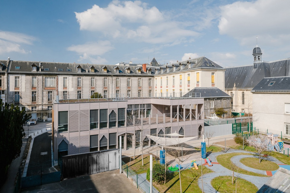 Saint Louis kindergarten Janez Nguyen Architects