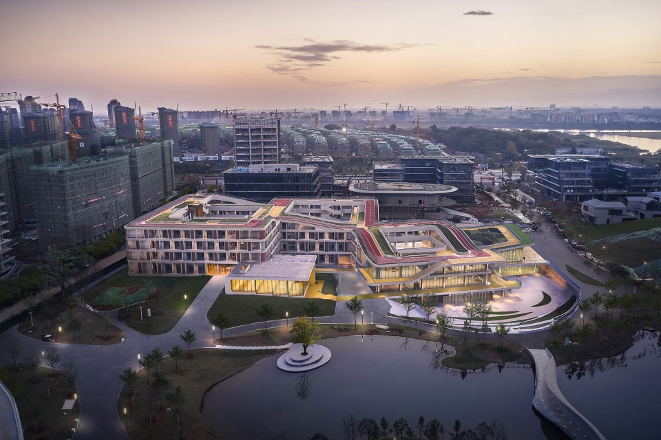 student community center at yangtze delta region institute quzhou of uestc by time space architecture studio tjad