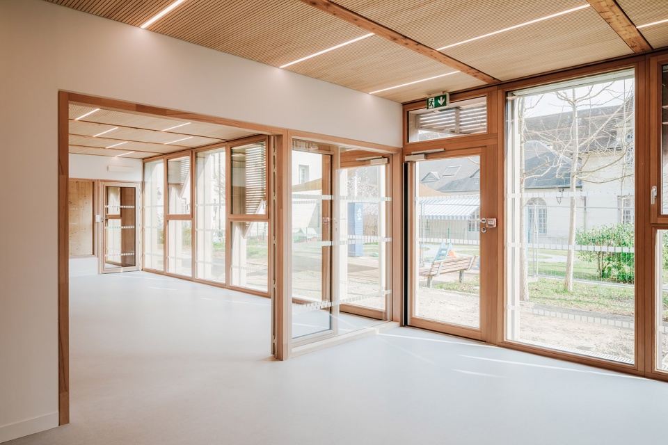 Saint Louis kindergarten Janez Nguyen Architects
