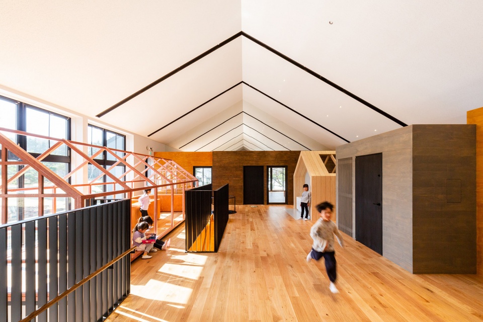 ub nursery by hibinosekkei youji no shiro kids design labo