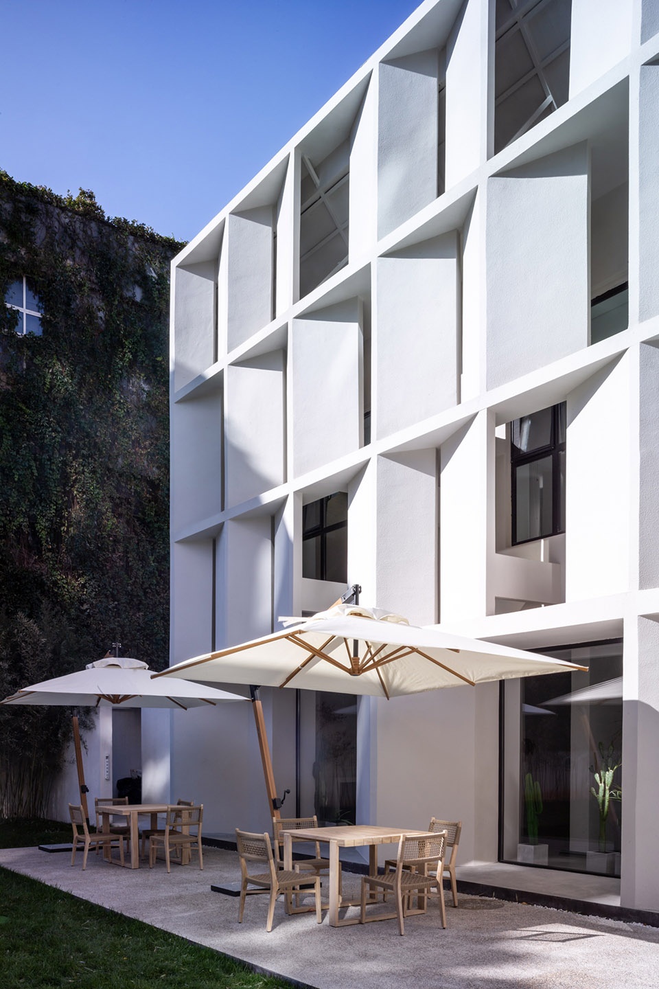Shengbai Art Space China by Nomos Architects