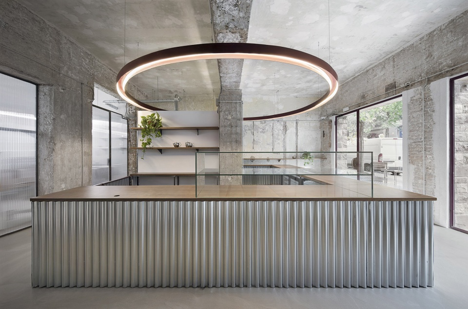 Gluten Tag Bakery Arame Studio