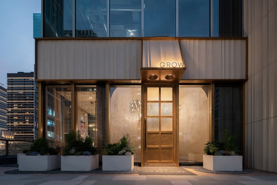 grow in qianhai kerry center by hejidesign