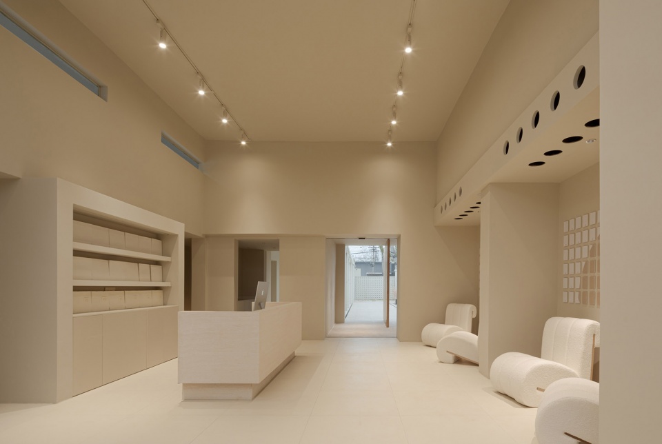 rainbow planet pet farewell hall by nothing design