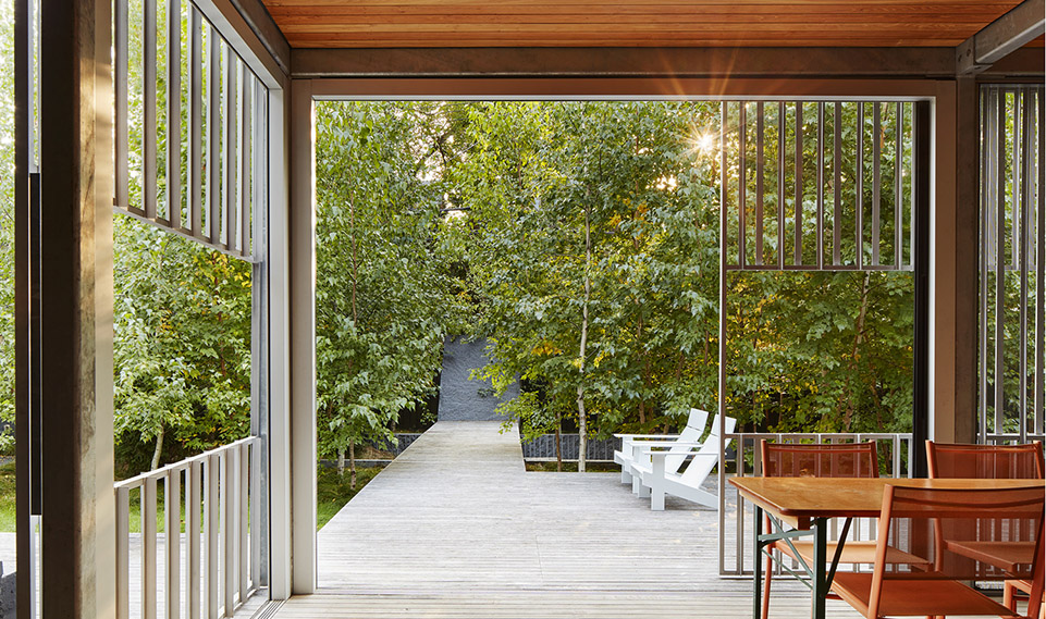 2021 ASLA RESIDENTIAL DESIGN AWARD OF HONOR Quarry Garden / TEN x TEN