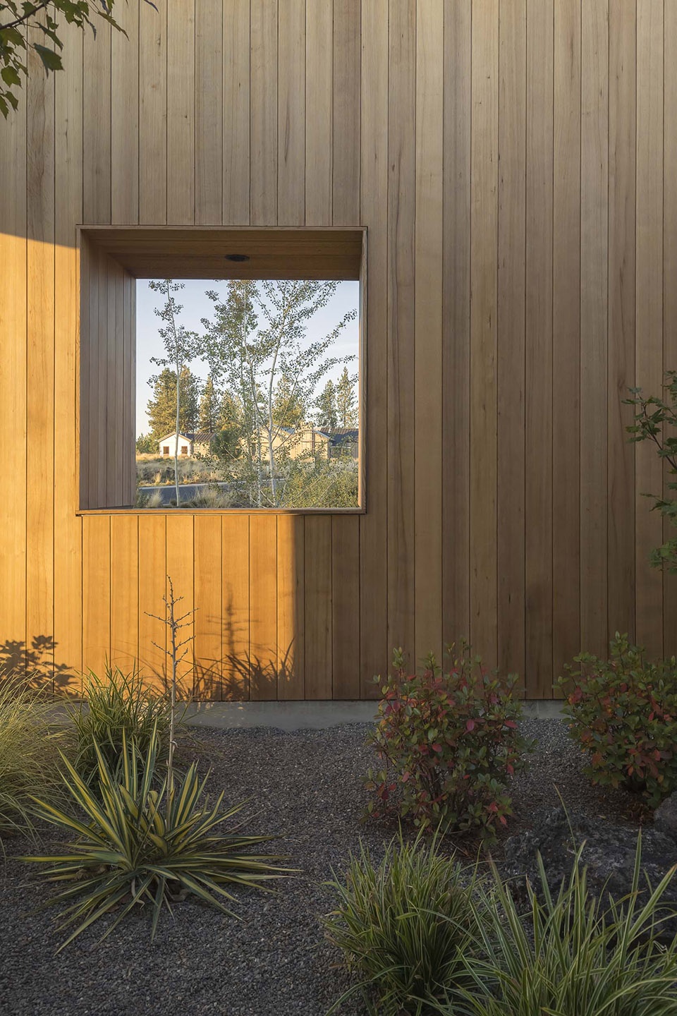 M2 HOUSE FRPO
