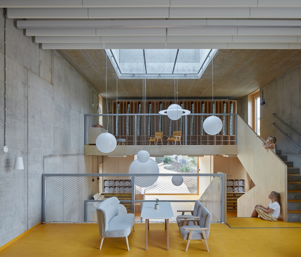 montessori kindergarten jablonec nad nisou by mjolk architekti projektovy atelier david