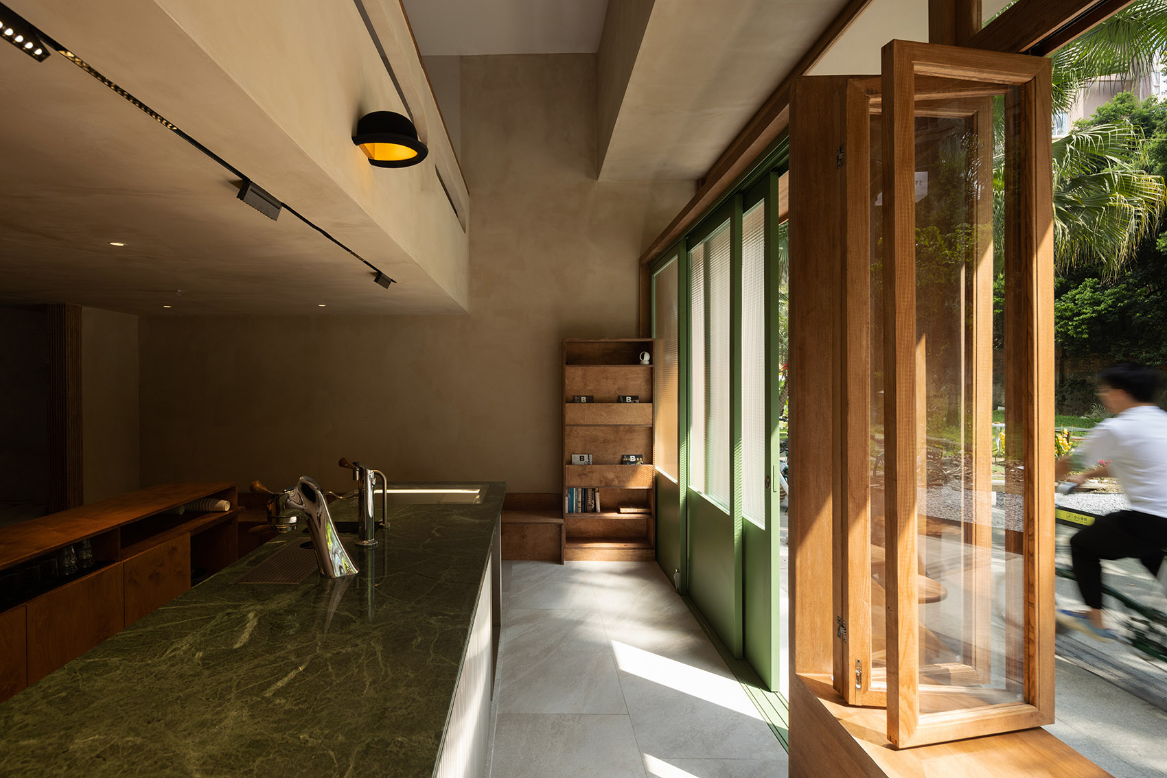 Stamp Cafe by wooom studio 谷德设计网