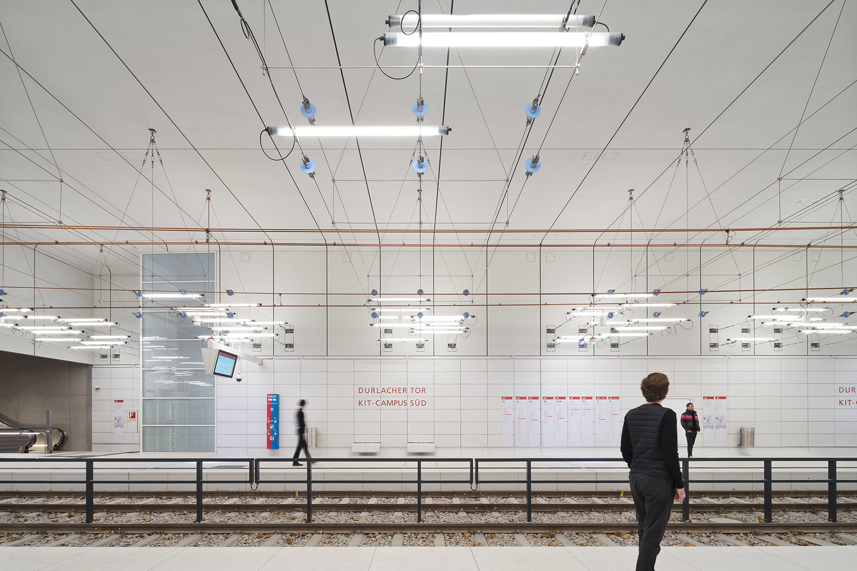 Light Rail Tunnel Karlsruhe by allmannwappner - 谷德设计网